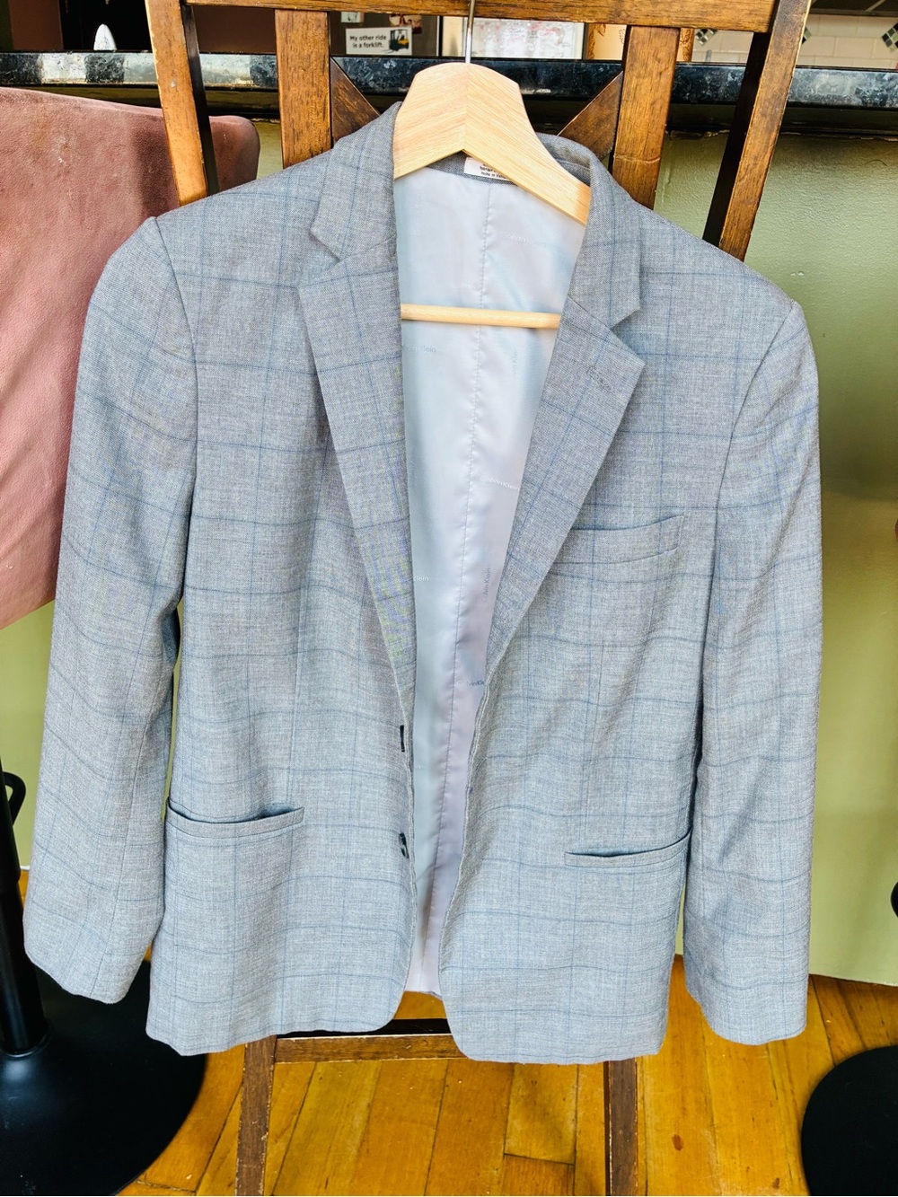 Calvin Klein full suit 14/16. Son wore to his 8th grade graduation.